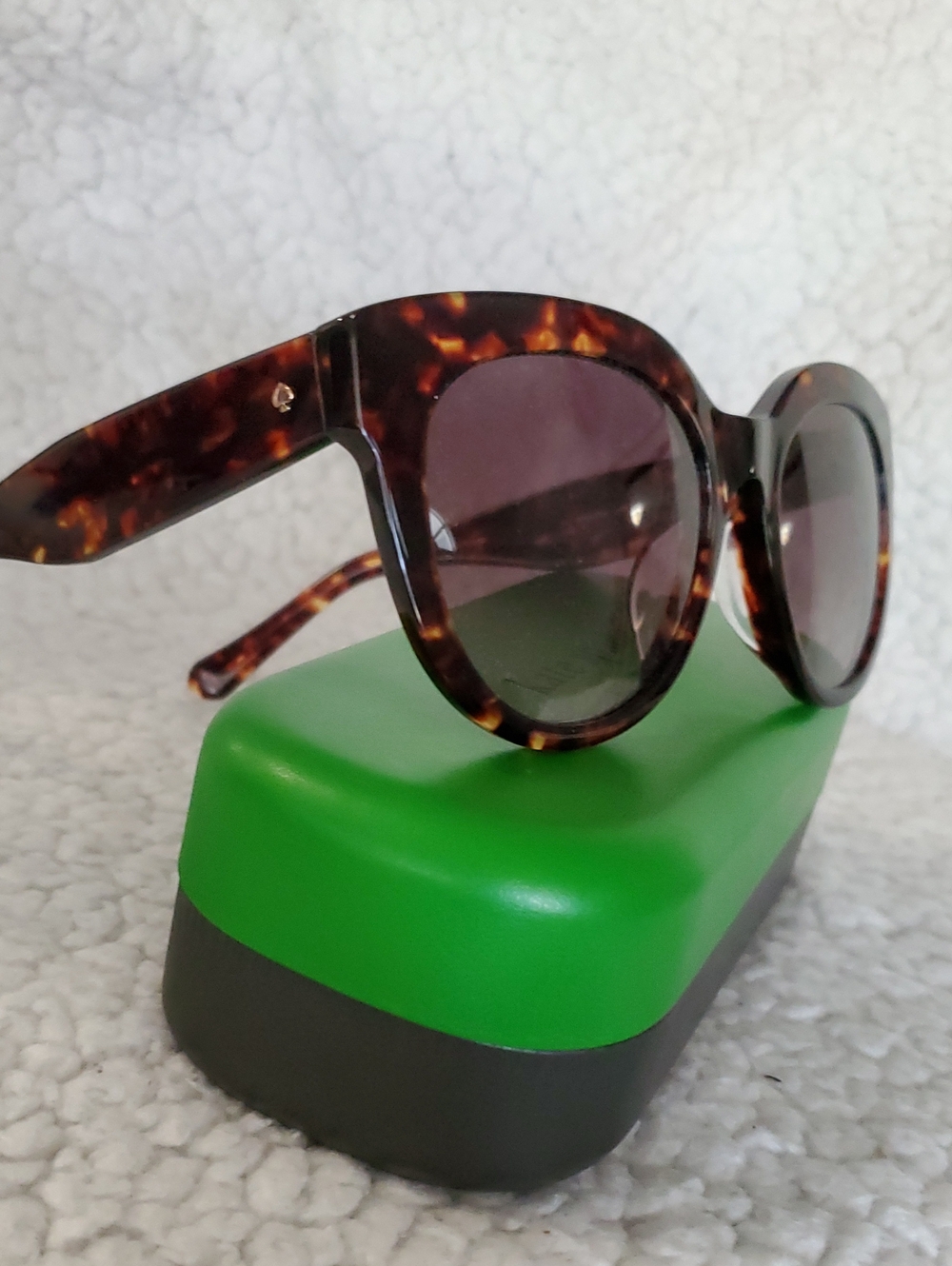 kate spade Tortoise Round Sunglasses - Brown Tortoise Frame